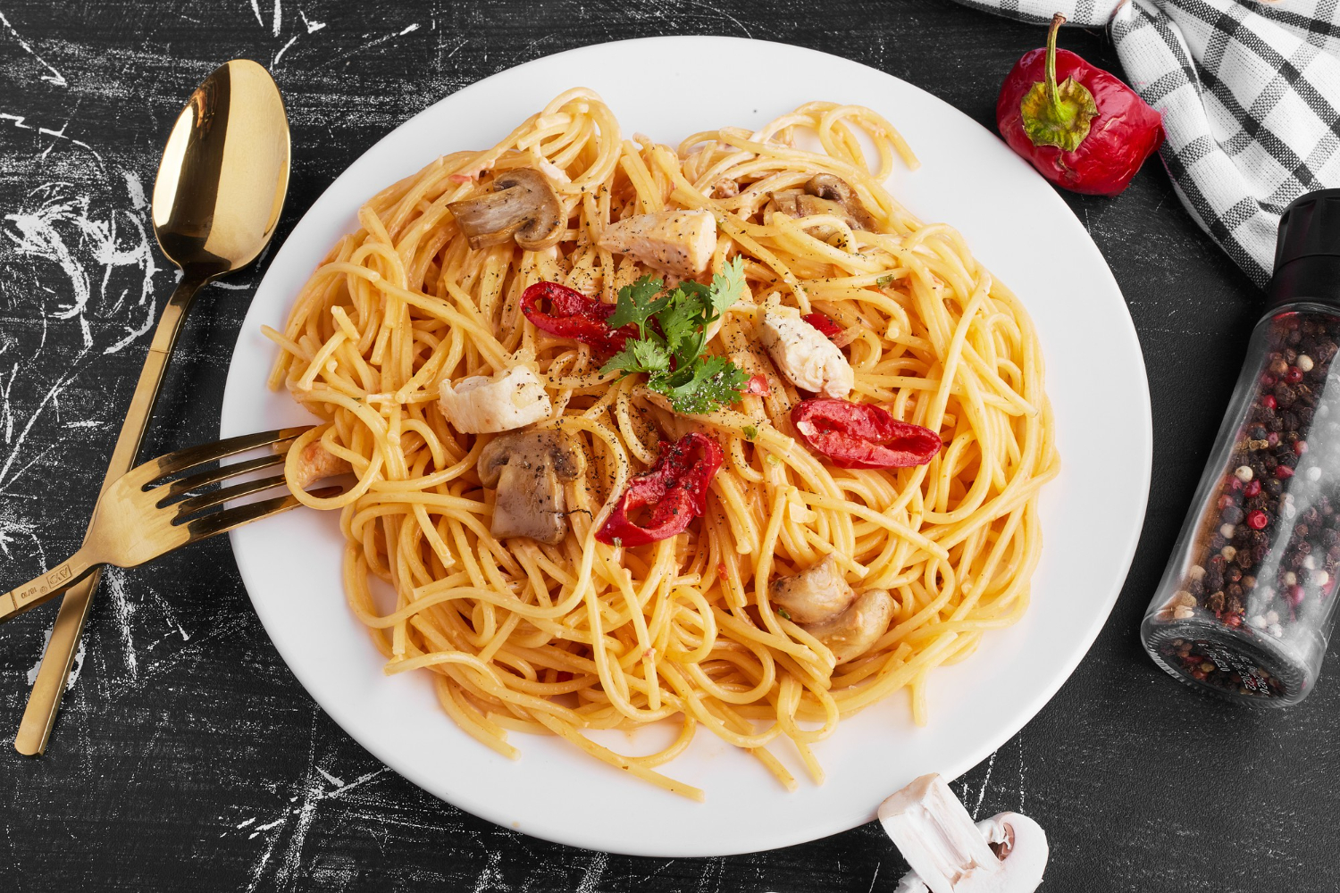 Il existe plus de variétés de pâtes en Italie que de fromages en France ! La journée mondiale des pâtes est l'occasion d'en savoir plus sur ce plat que vous consommez presque tous les jours