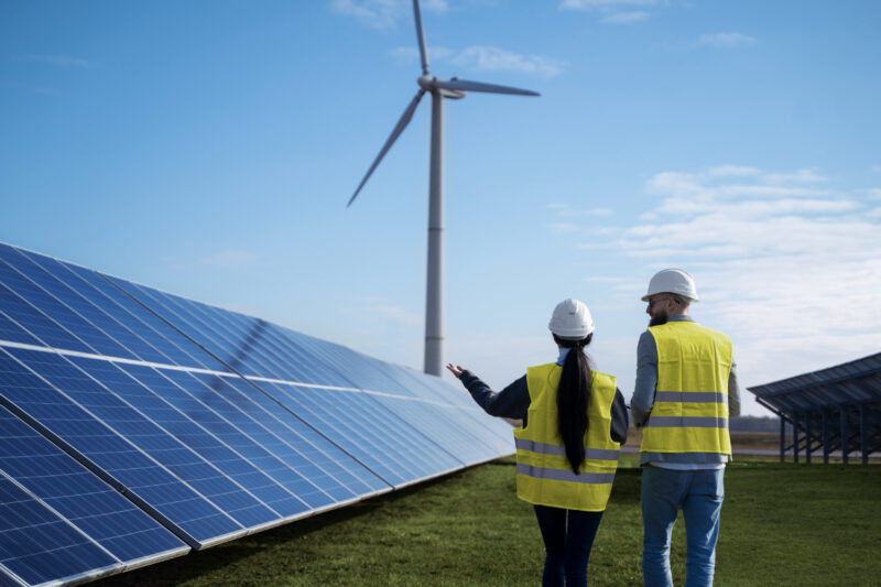 Électricité : contrairement à ce qu'on pourrait penser, l'Europe des énergies renouvelables ne s'est jamais aussi bien portée qu'en 2025