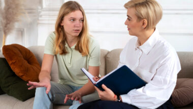 Ce 10 octobre 2025, la santé mentale sort de l’ombre : pourquoi les Français sont encore si en retard