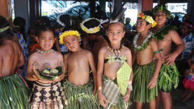 Ce pays dont c'est la fête nationale le 26 octobre était le deuxième le plus riche du monde dans les années 70 avant de connaitre une histoire tragique