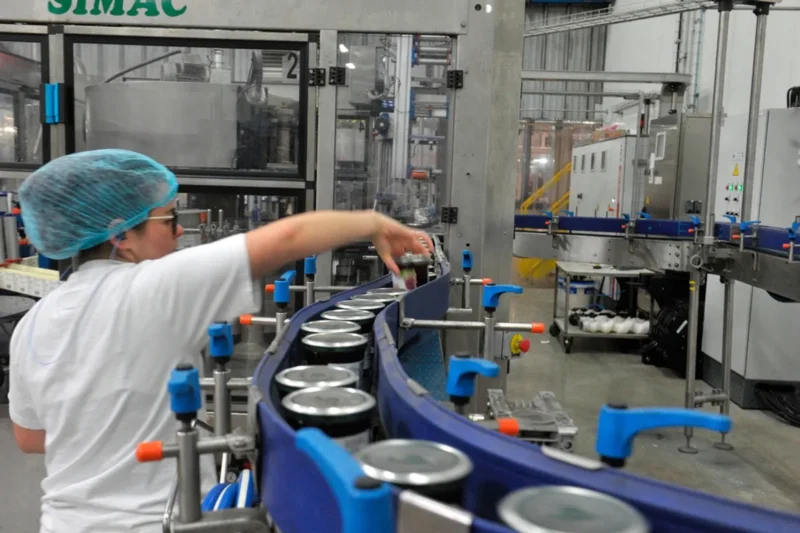 Vous connaissez tous cette marque française qui fête ses 140 ans et affiche une réussite économique insolente avec +200% de consommateurs en 3 ans