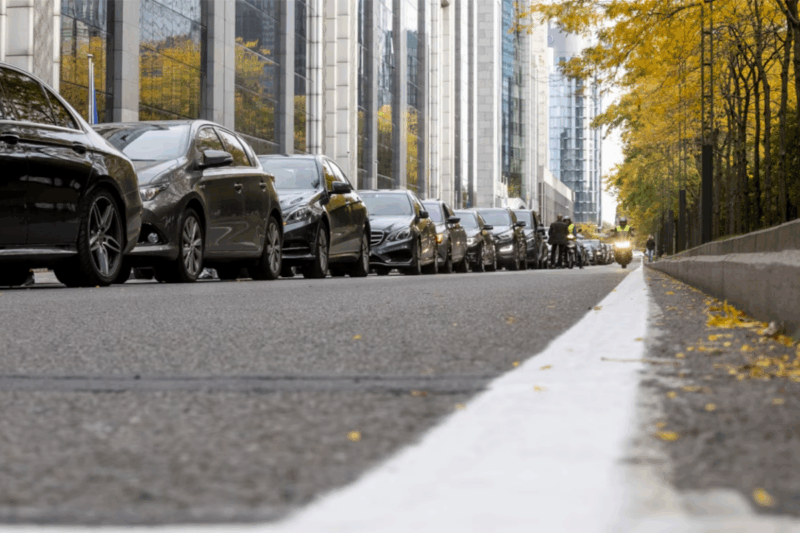 Une nouvelle forme de VTC a vu le jour en Belgique et pourrait bientôt pénétrer le marché français : une coopérative créée par et pour les chauffeurs