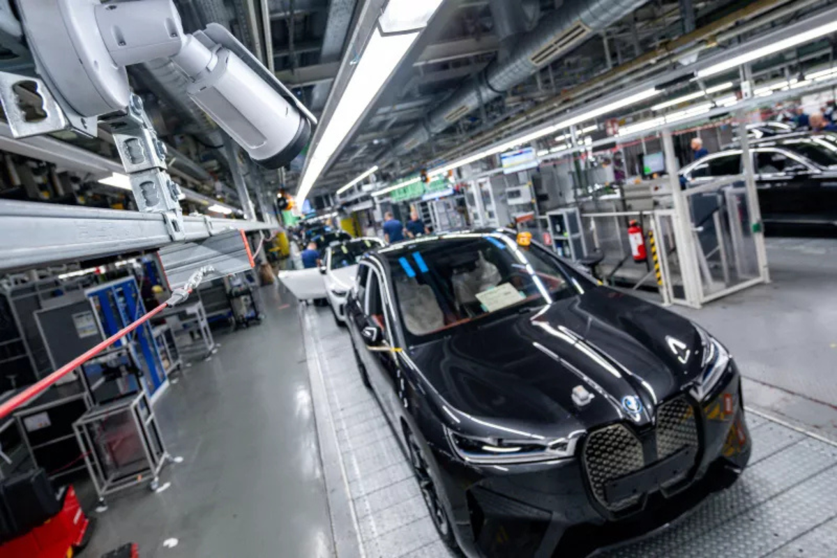 BMW a trouvé une façon innovante d'assurer la productivité dans ses usines avec 400 caméras assistés par IA