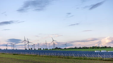 Il n'y a pas que l'Allemagne qui marque ses ambitions dans les énergies renouvelables ! Ce voisin vise 91.5GW d'ici 2035