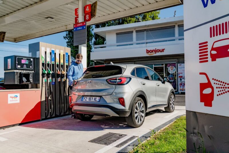 Bonne nouvelle si comme 400 000 français vous roulez avec ce carburant qui conservera son avantage fiscal en 2026