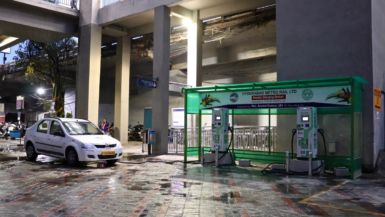 Il n'y a pas que la Chine dont le marché de l'automobile explose ! Son plus grand concurrent a vu ses ventes de voitures électriques monter de 77% en un an