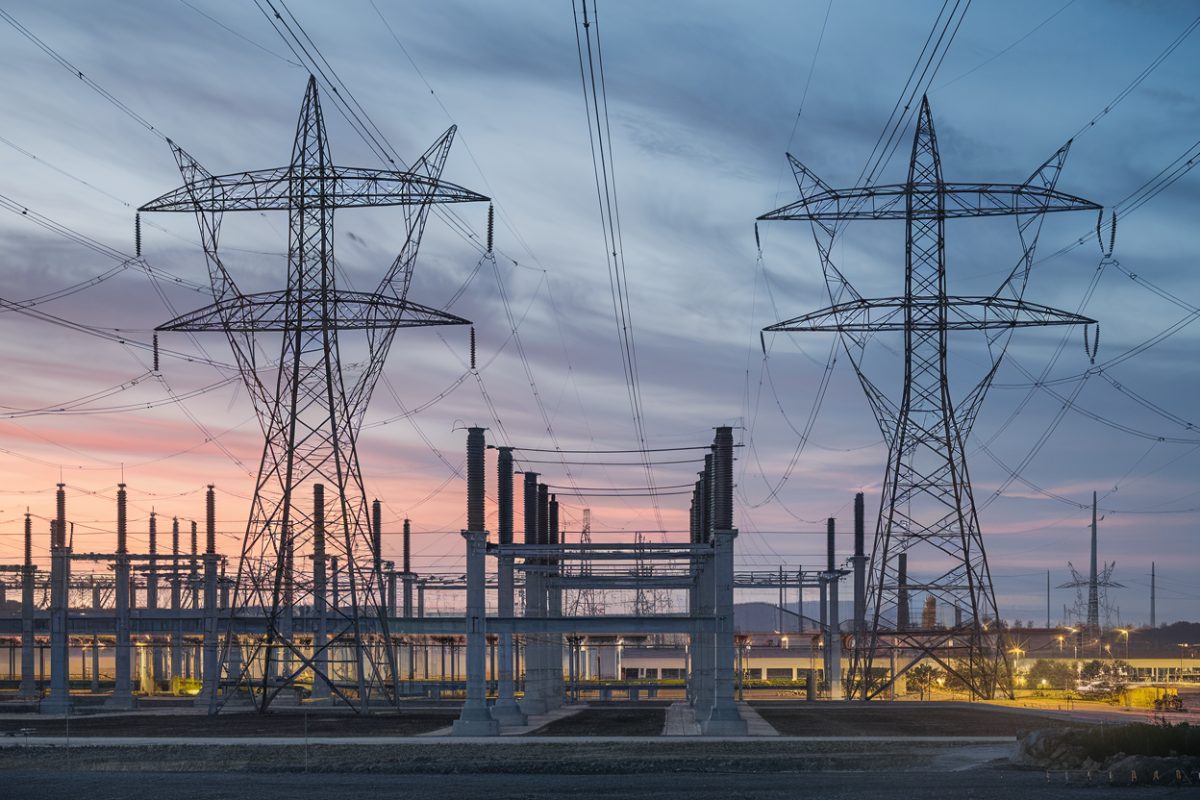 R&eacute;seau &eacute;lectrique UK Power Networks au cr&eacute;puscule