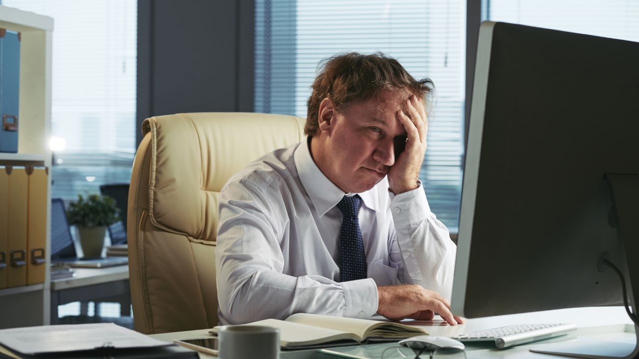 Charge mentale des dirigeants en 2026 comment la fiscalit&eacute; et la tr&eacute;sorerie les &eacute;puisent